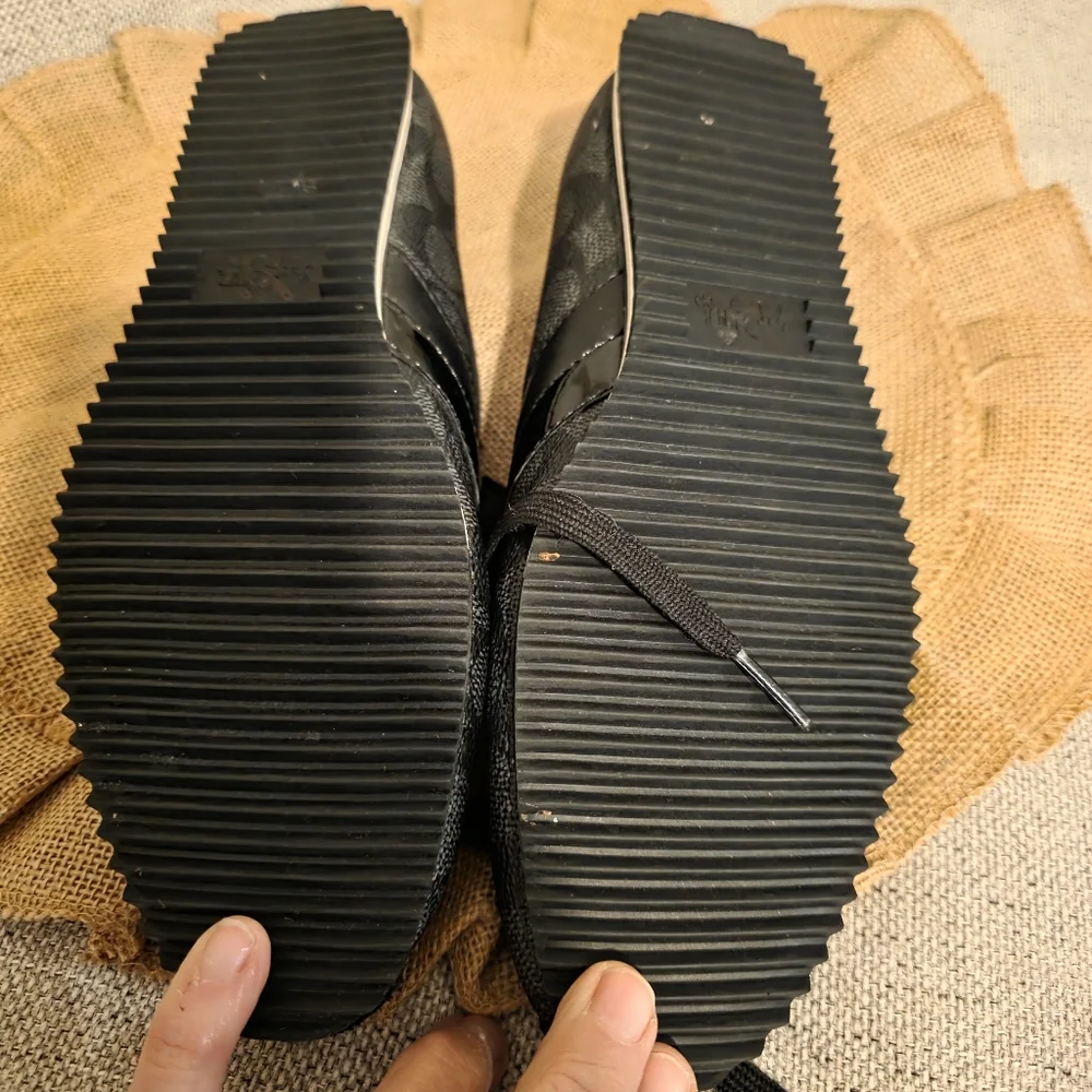 Coach Signature Ivy Leather Sneakers in black monogram pattern with suede toe - Picture 7 of 7